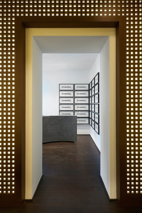 chanel-pop-up-store-w-saint-tropez-354787-GALLERY600-ea59aaf
