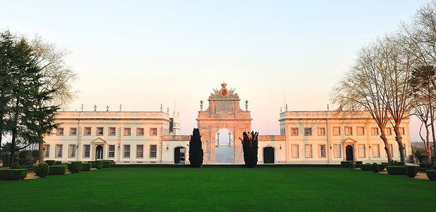 hotel-tivoli-palacio-de-seteais-w-sintra-w-portugalii-356737-GALLERYBIG-d6c275e