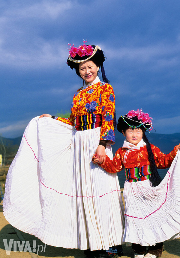 mama-i-corka-z-ludu-mosua-w-prowincji-yunnan-w-chinach-355188-GALLERY600-1d4f159