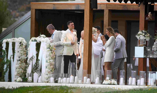 slub-mariny-i-wojciecha-szczesnych-odbyl-sie-w-grecji-356930-GALLERYBIG-764bcb8