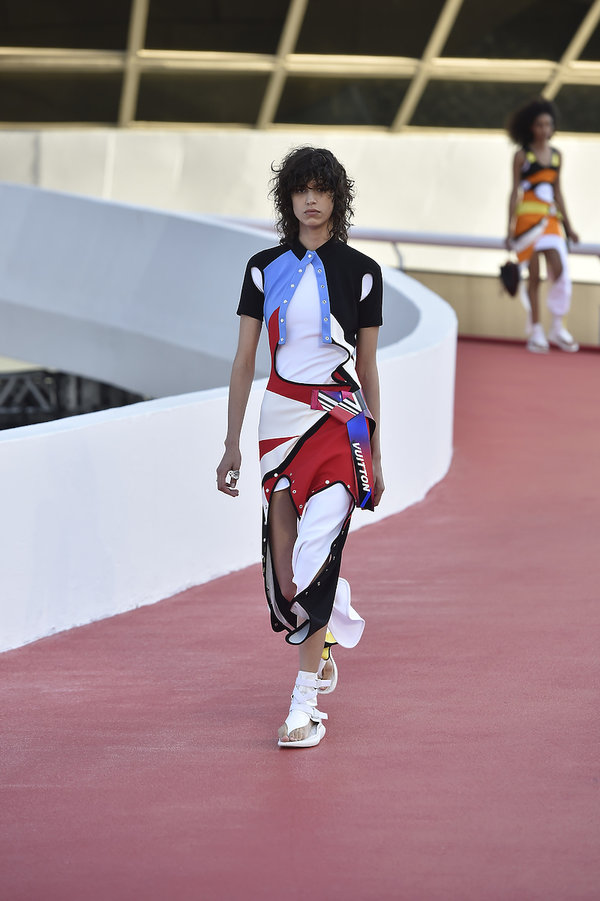 pokaz-louis-vuitton-resort-2017-w-rio-de-janeiro-357057-GALLERY600-ea8f0bc