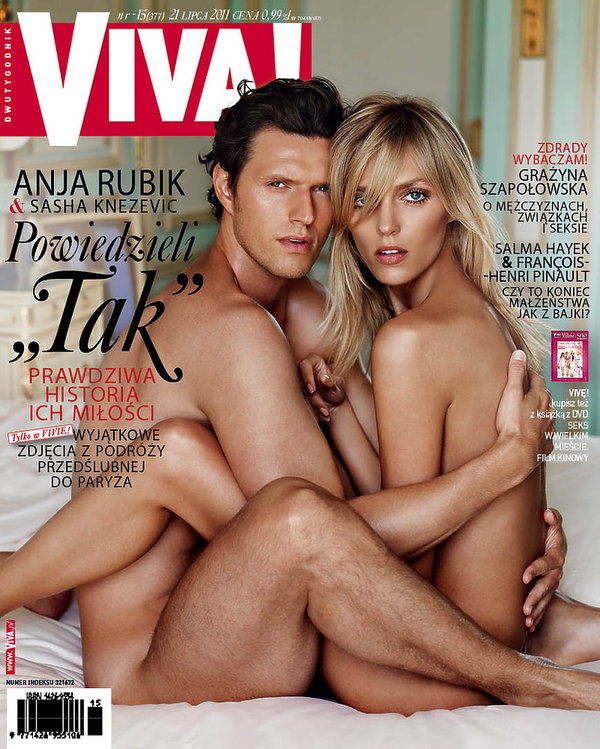 anja-rubik-i-sasha-knezevic-nago-na-okladce-vivy-lipiec-2011-358937-GALLERY600-5154177