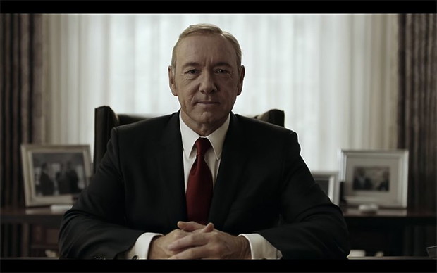 kevin-spacey-jako-frank-underwood-na-planie-house-of-cards-327747-GALLERYBIG-0a47e15