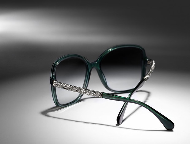 okulary-chanel-z-kolekcji-bijou-na-wiosne-lato-2016-360579-GALLERYBIG-1ff5bf1