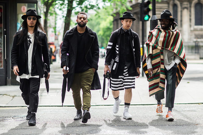 Street style Londyn tydzień mody, pokazy na wiosnę - lato 2017
