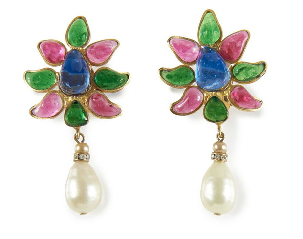 vintage-bizuteria-maison-gripoix-dla-yves-saint-laurent1970-cena-2500-3000-euro-363562-GALLERYBIG-8fa8fd1