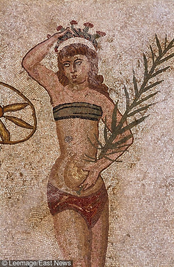 mozaika-bikini-364111-GALLERY600-ad8367f