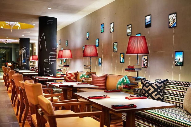 hotel-m-social-zaprojektowany-przez-philippea-starcka-w-singapurze-364822-GALLERYBIG-40c478a