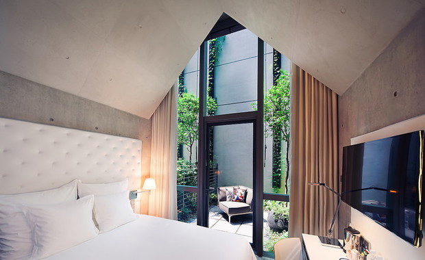 hotel-m-social-zaprojektowany-przez-philippea-starcka-w-singapurze-364824-GALLERYBIG-1c033e3