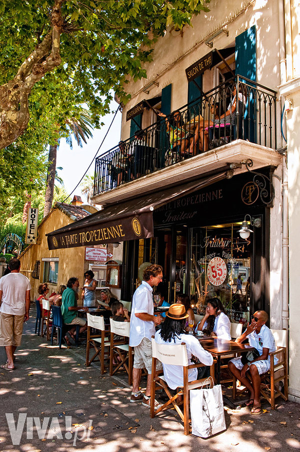 knajpka-na-ulicach-saint-tropez-365305-GALLERY600-d399dcb