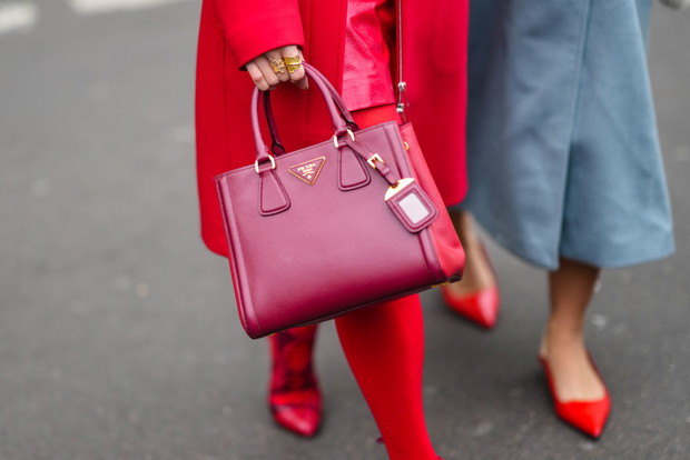 Street Style Day Five - Paris Fashion Week - Haute Couture Spring/Summer 2022