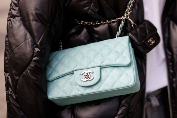 Street Style - Essen - February, 2022