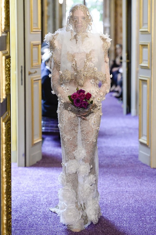 suknie-slubne-z-pokazu-haute-couture-jesien-2016-francesco-scognamiglio-365512-GALLERY600-00c9c59