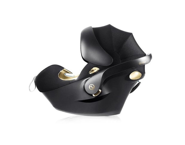 jeremy-scott-zaprojektowal-kolekcje-wozkow-dzieciecych-dla-marki-cybex-367899-GALLERYBIG-8c68016