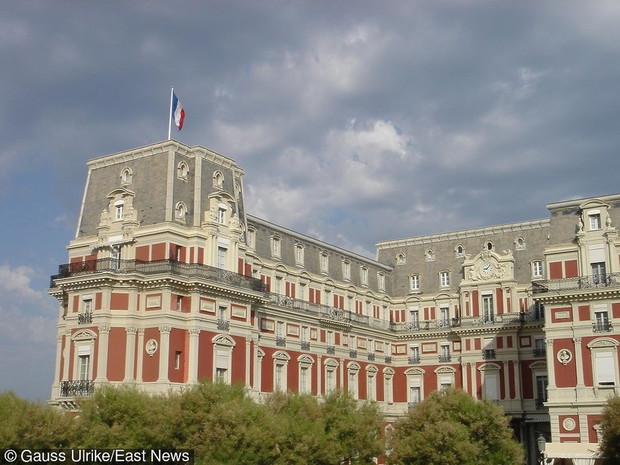 hotel-du-palais-miejsce-wakacji-ksiecia-williama-i-ksieznej-kate-369227-GALLERYBIG-5006afb