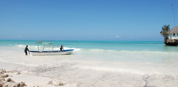 restauracja-the-rock-na-wyspie-zanzibar-369903-GALLERYBIG-5759057