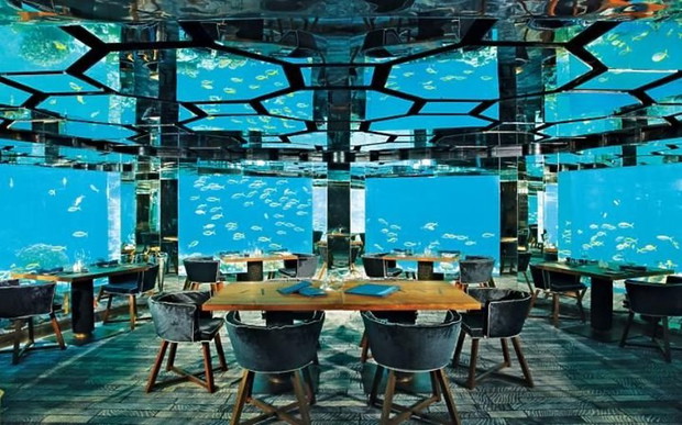 sea-restaurant-anantara-kihavah-villas-maldives-371600-GALLERYBIG-595f3c3