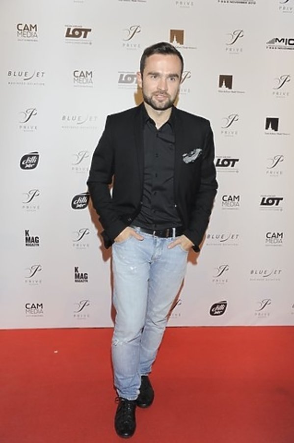 sebastian-kulczyk-374675-GALLERY600-5affd5c