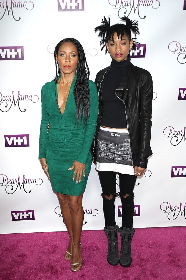 willow-smith-i-jada-pinkett-smith-374483-GALLERY600-45e16cf