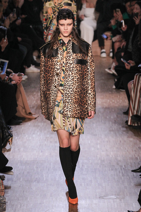 givenchy-376166-GALLERY600-be13e6e