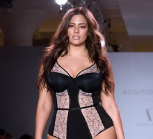 pokaz Ashley Graham