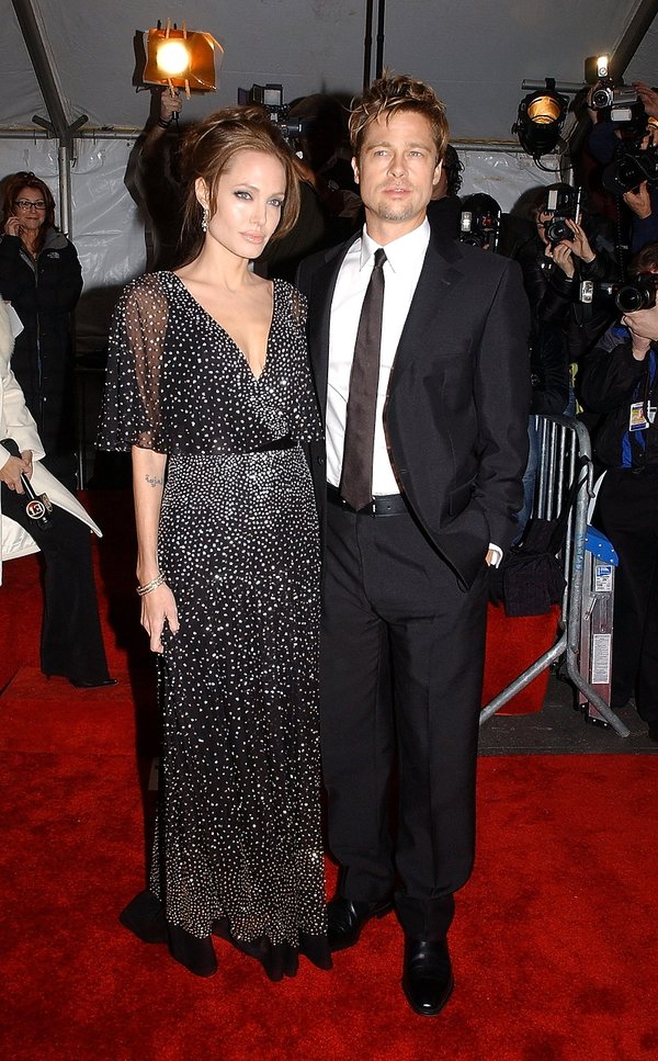 angelina-jolie-i-brad-pitt-na-czerwonym-dywanie-378635-GALLERY600-d481759