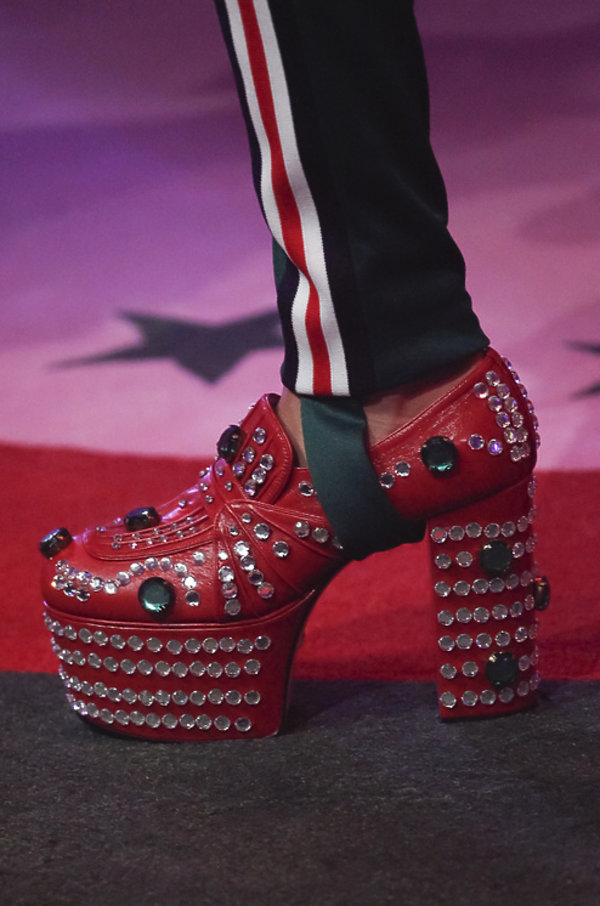 pokaz-gucci-na-wiosne-2017-379391-GALLERY600-1261900