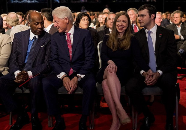 debata-prezydencka-trump-clinton-379972-GALLERYBIG-49d7a71
