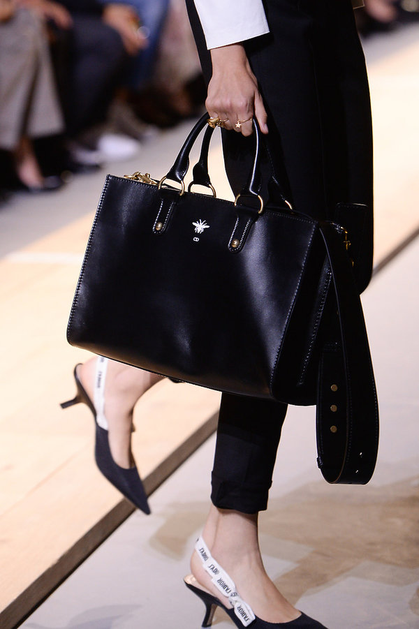 dodatki-z-pokazu-domu-mody-dior-na-wiosne-2017-381932-GALLERY600-e0d0542