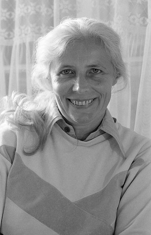 agnieszka-osiecka-382241-GALLERY600-097d7d9