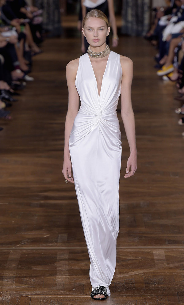 pokaz-lanvin-na-wiosne-2017-382223-GALLERY600-04796f7