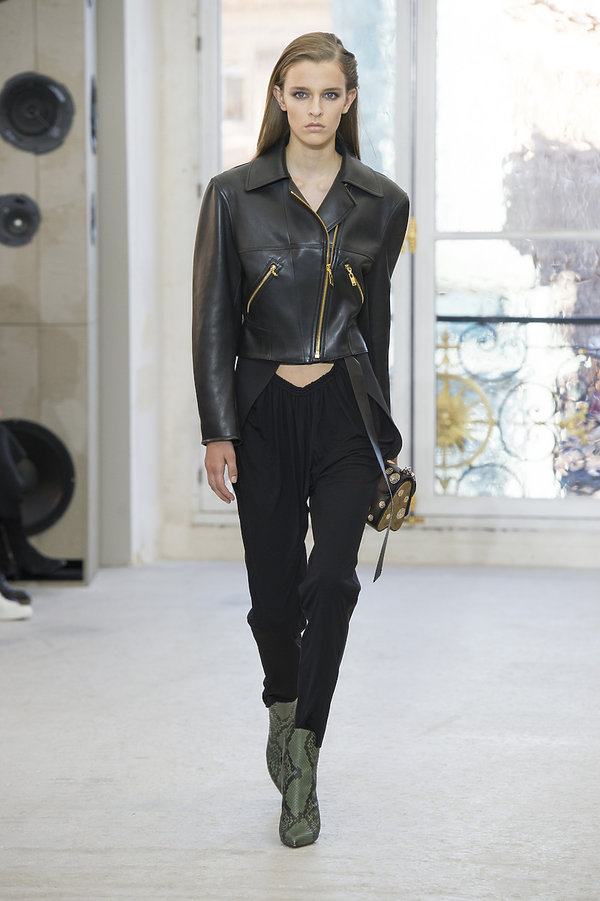 pokaz-louis-vuitton-na-wiosne-2017-382138-GALLERY600-3e2ec42