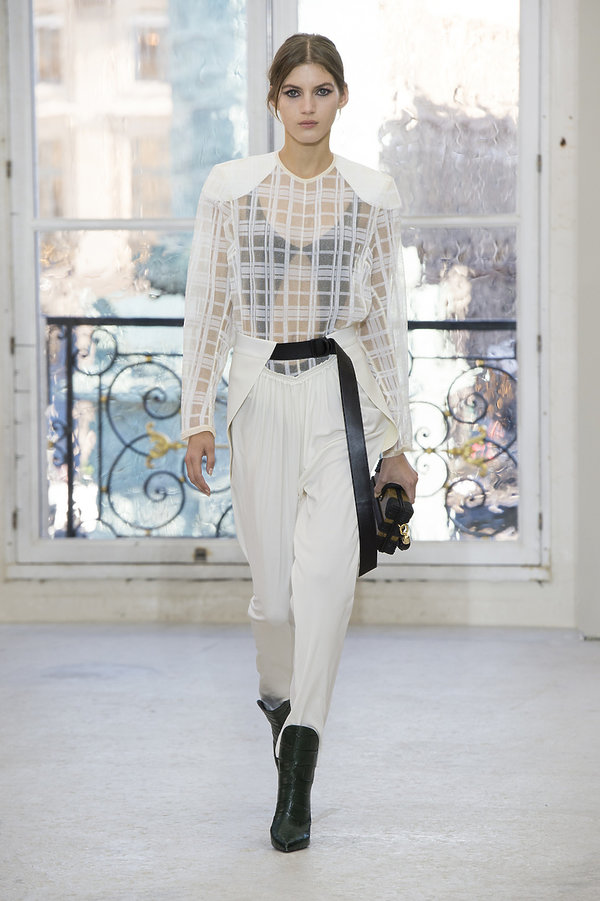 pokaz-louis-vuitton-na-wiosne-2017-382140-GALLERY600-2b0d569