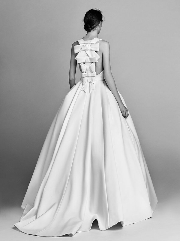 slubna-kolekcja-viktor-rolf-383140-GALLERY600-56d5cb6