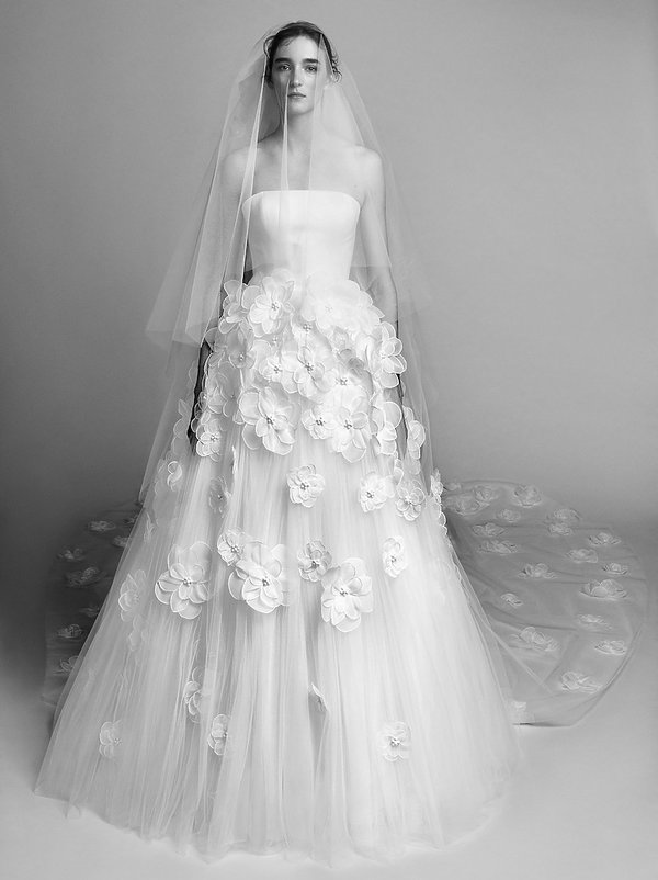 slubna-kolekcja-viktor-rolf-383141-GALLERY600-90edcec