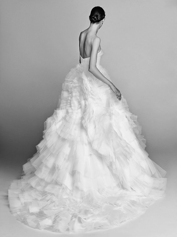 slubna-kolekcja-viktor-rolf-383149-GALLERY600-947ea5c