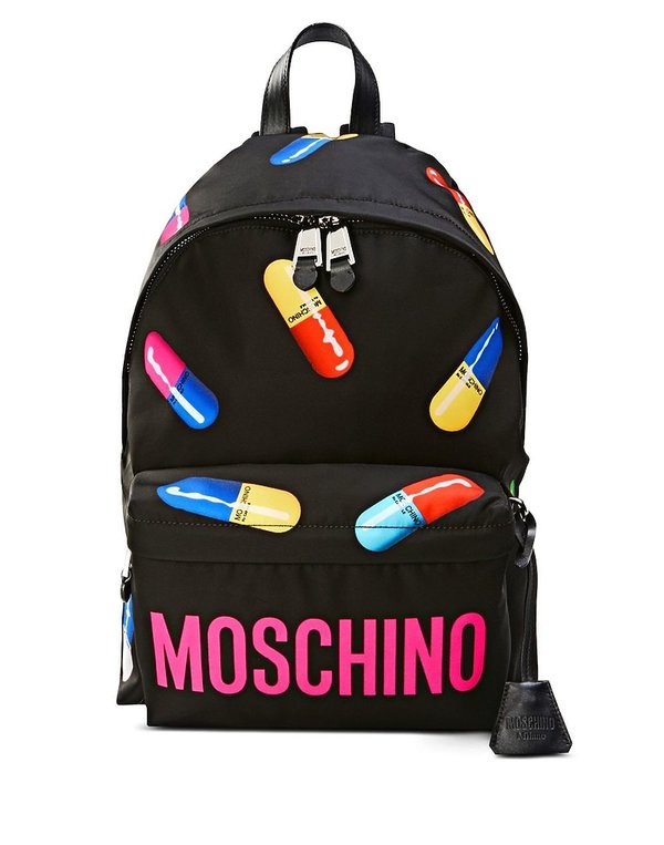 kolekcja-moschino-na-wiosne-2017-385679-GALLERY600-6e83702