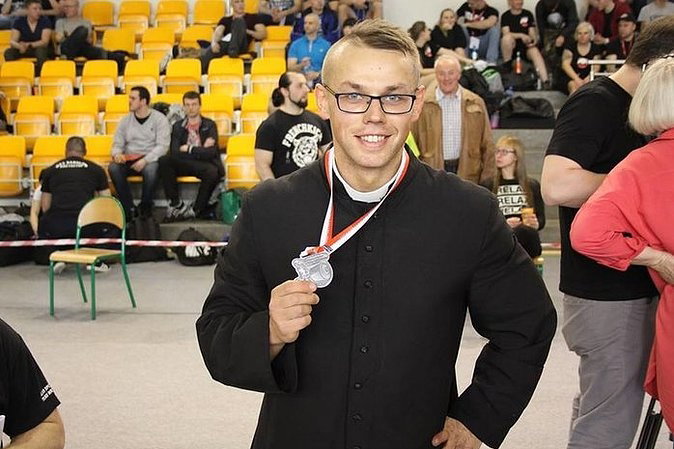 ksiądz Krzysztof Faron