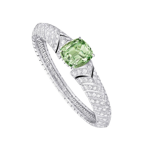 louis-vuitton-kolekcja-bizuterii-blossom-high-jewellery-386480-GALLERY600-c200227