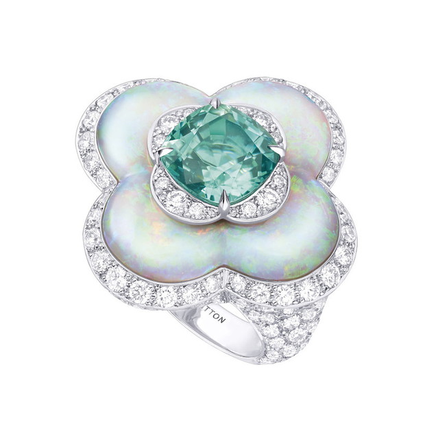 louis-vuitton-kolekcja-bizuterii-blossom-high-jewellery-386488-GALLERYBIG-2dd80df