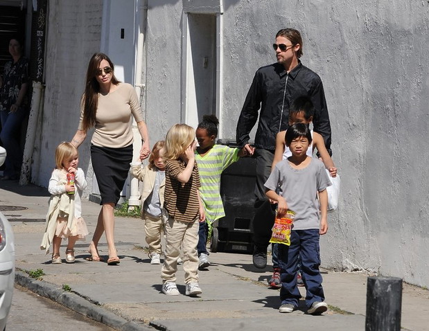 angelina-jolie-i-brad-pitt-379405-GALLERYBIG-8faf9f5