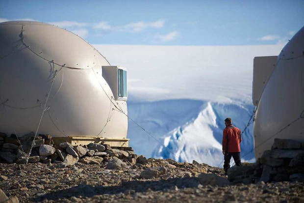 luksusowy-osrodek-whichaway-camp-na-antarktydzie-387756-GALLERYBIG-08c51ce