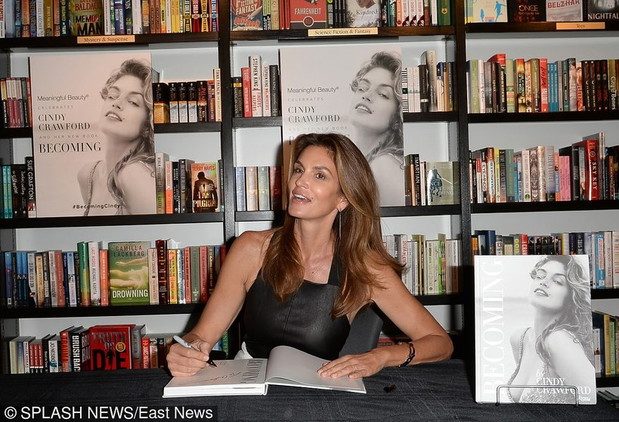 cindy-crawford-becoming-388722-GALLERYBIG-28974c2