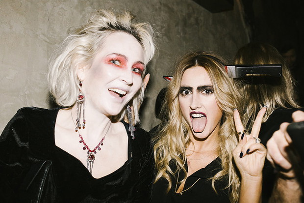 impreza-halloween-fashion-after-death-388397-GALLERYBIG-c71c9a0