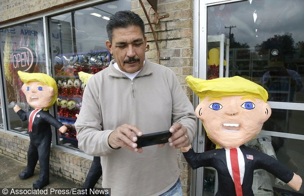donald-trumpa-jako-marionetka-389990-GALLERYBIG-88fb7ce