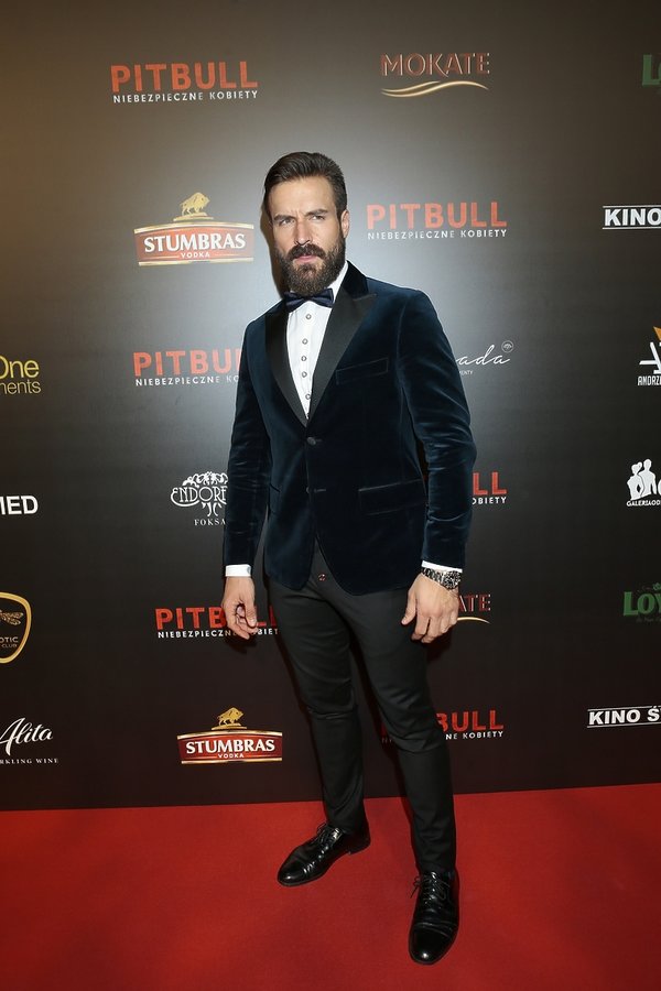 piotr-stramowski-premiera-pitbulla-390016-GALLERY600-ff6e48f
