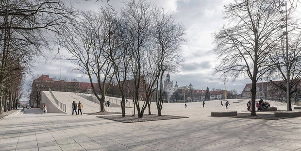 centrum-dialogu-przelomy-w-szczecinie-projektu-roberta-koniecznego-z-pracowni-kwk-promes-z-katowic-392248-GALLERYBIG-61baf37