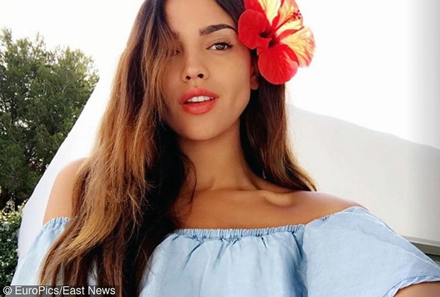 cristiano-ronaldo-eiza-gonzlez-393171-GALLERYBIG-d44d7f2