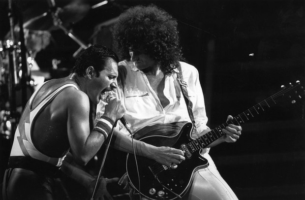 freddie-mercury-queen-roznicza-smierci-393040-GALLERYBIG-610707a