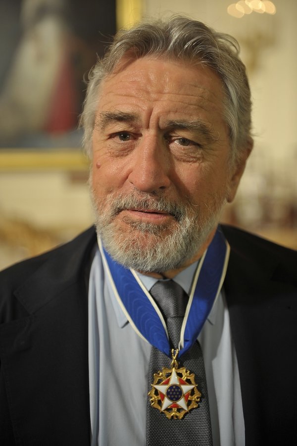 robert-de-niro-z-medalem-wolnosci-392895-GALLERY600-85da6d5
